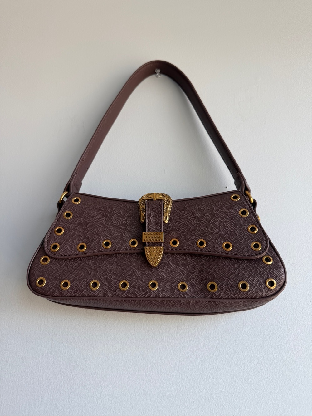 Betsey Johnson XOISLA Brown Western Grommet Baguette Shoulder Bag Gold Buckle